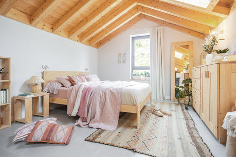 khung giường gỗ thông