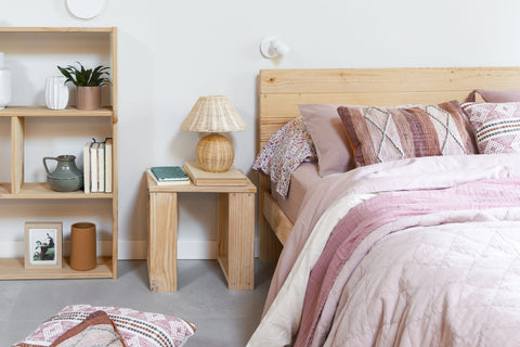 khung giường gỗ thông