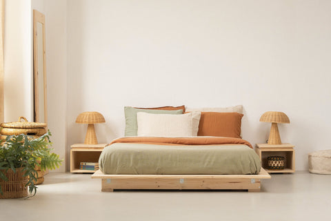 KHUNG GIƯỜNG GỖ THÔNG