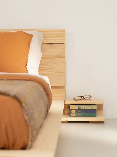 KHUNG GIƯỜNG GỖ THÔNG