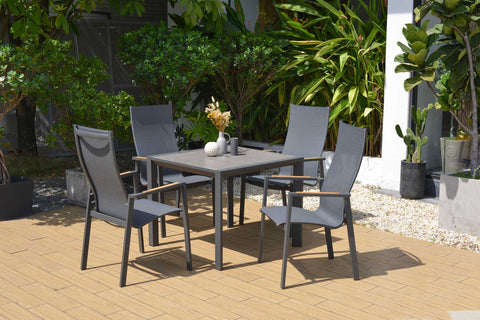 Bộ bàn ăn ngoài trời 1 bàn URBANITE 90 dark grey và 4 ghế Palau