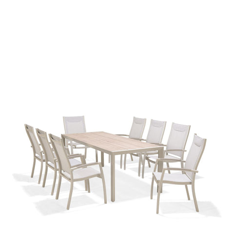 Bộ bàn ăn ngoài trời 1 bàn URBANITE 207 light và 8 Urbanite