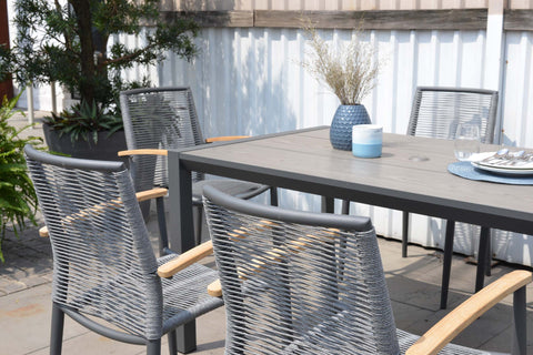 Bộ bàn ăn ngoài trời 1 bàn URBANITE 160 dark grey và 4 ghế Topaz roped armchair