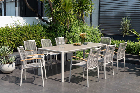 Bộ bàn ăn ngoài trời 1 bàn URBANITE 207 light cream và 8 ghế Topaz roped armchair