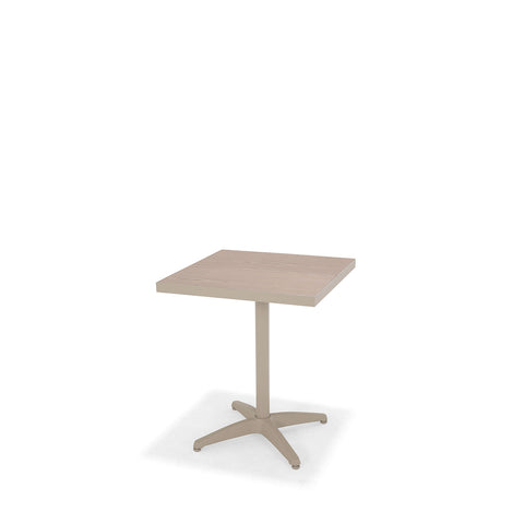 Bàn ăn ngoài trời URBANITE 64 light