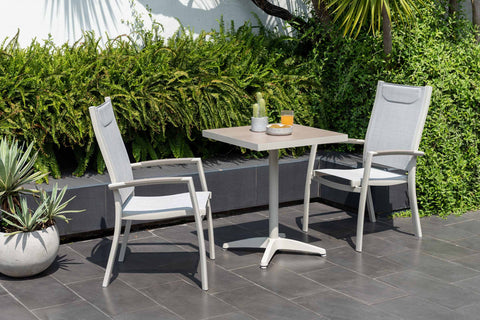 Bàn ăn ngoài trời URBANITE 64 light