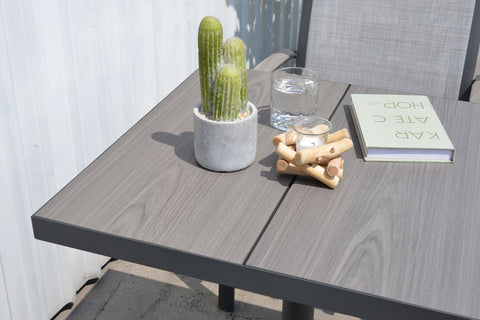 Bàn ăn ngoài trời URBANITE 64 dark grey