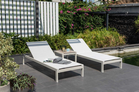 Bàn sofa ngoài trời URBANITE 50 light